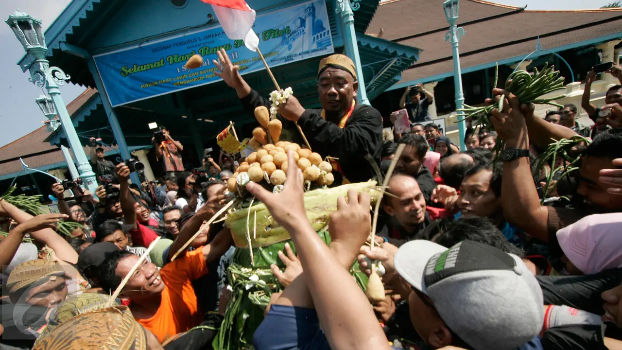 Blumbang Tradisi: Toko Hoki Jaya Menyambut Lebaran dengan Hangat